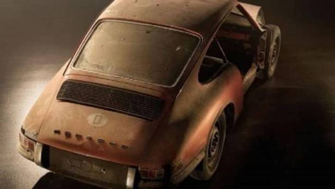 Neydi, ne oldu: Herkes bu arabanın peşinde! Hurdalıktan aldığı otomobilin son hali göz kamaştırdı 4